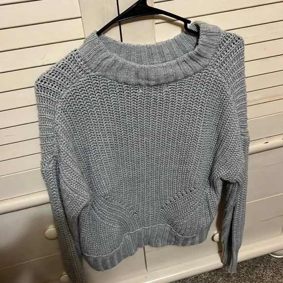 LARGE KIDS SWEATER - Picture 4 of 5